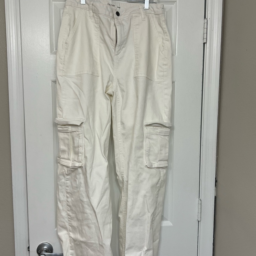 Elegant Cream Wide Leg Cargo Pants